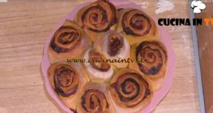 È sempre mezzogiorno | Rose salate cotto e zucchine ricetta Daniele Persegani