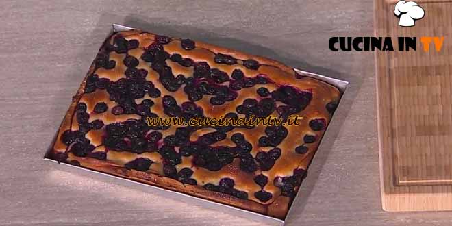 È sempre mezzogiorno | Schiacciata con l'uva ricetta Fulvio Marino