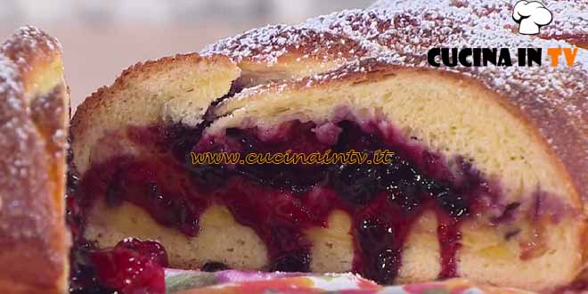 È sempre mezzogiorno | Treccia Mochena ricetta Barbara De Nigris
