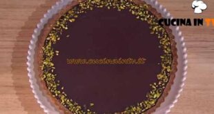 È sempre mezzogiorno | Crostata Dubai ricetta Sonia Peronaci