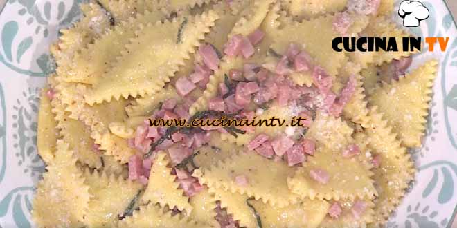 È sempre mezzogiorno | Focaccia veloce alle cipolle ricetta Daniele Persegani