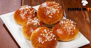 In cucina con Luca Pappagallo | Brioche per la colazione ricetta Luca Pappagallo