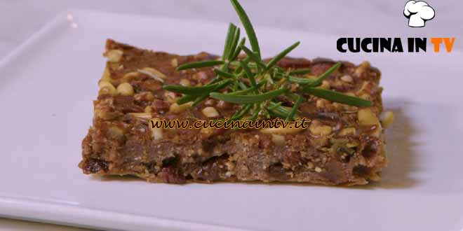 Cucina toscana |Castagnaccio ricetta Ema e Cecia