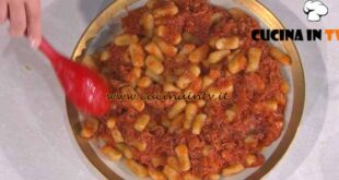 È sempre mezzogiorno | Gnocchi con sugo di faraona ricetta Sonia Peronaci