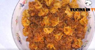 È sempre mezzogiorno | Ingannapreti con ragù d’autunno ricetta Daniele Persegani