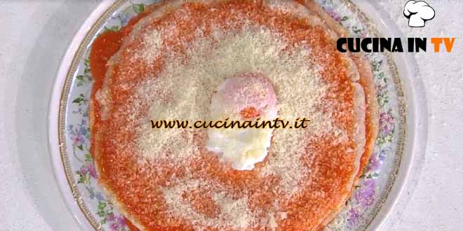 È sempre mezzogiorno | Pane fratau della tradizione ricetta Michele Farru