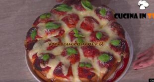 È sempre mezzogiorno | Pizza Danubio ricetta Fulvio Marino