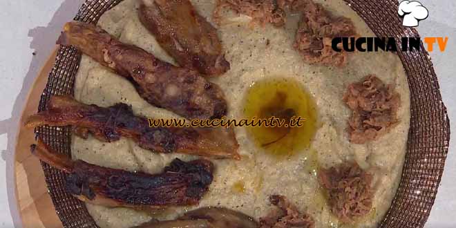 È sempre mezzogiorno | Polenta con costine e verza ricetta Andrea Mainardi