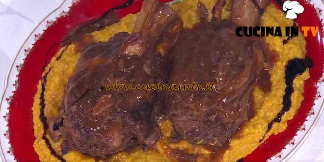 È sempre mezzogiorno | Stinco ai funghi con purè di zucca ricetta Daniele Persegani