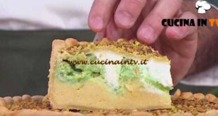 È sempre mezzogiorno | Torta di patate robiola e pistacchio ricetta Antonio Paolino