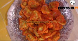 È sempre mezzogiorno | Tortelloni della vigilia ricetta Alessandra Spisni