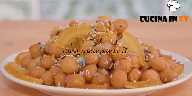 Natale in cucina con Food Network | Struffoli napoletani ricetta Tommaso Foglia