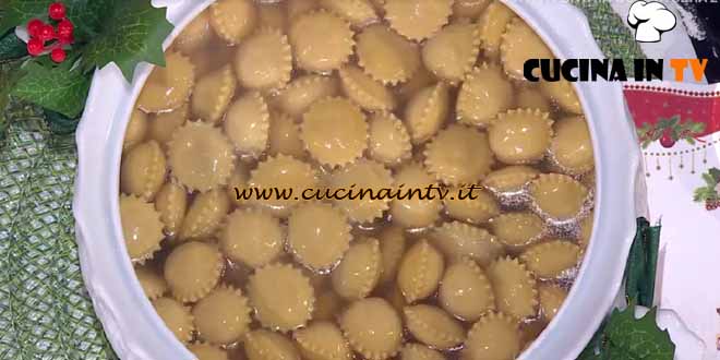 È sempre mezzogiorno | Anolini in brodo ricetta Daniele Persegani