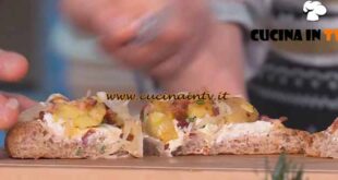 È sempre mezzogiorno | Focacce dei mercatini di Natale ricetta Fulvio Marino