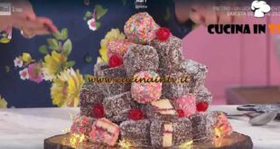 È sempre mezzogiorno | Lamington ai lamponi ricetta Natalia Cattelani
