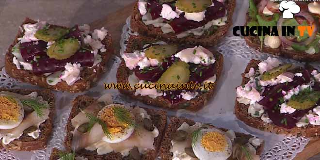 È sempre mezzogiorno | Tartine danesi ricetta Fulvio Marino