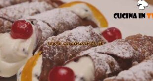 Giusina in cucina | Cannoli di ricotta ricetta Giusina Battaglia
