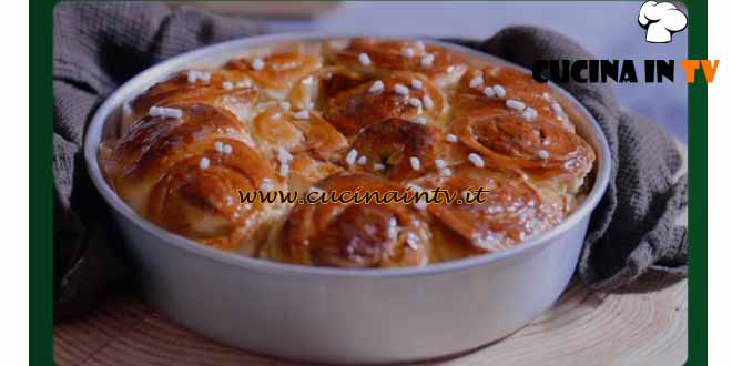 The Holiday Season | Cinnamon rolls ricetta Csaba Dalla Zorza