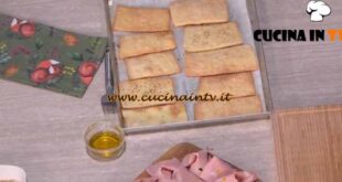 È sempre mezzogiorno | Crackers fatti in casa ricetta Fulvio Marino