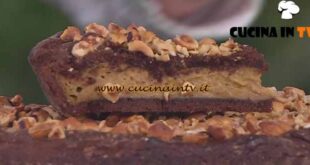 È sempre mezzogiorno | Crostata con la crema cotta di nocciole ricetta Francesca Marsetti