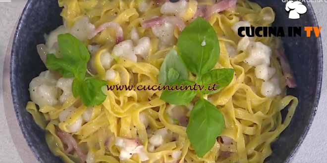 È sempre mezzogiorno | Fettuccine cavolfiore e guanciale ricetta Antonio Paolino