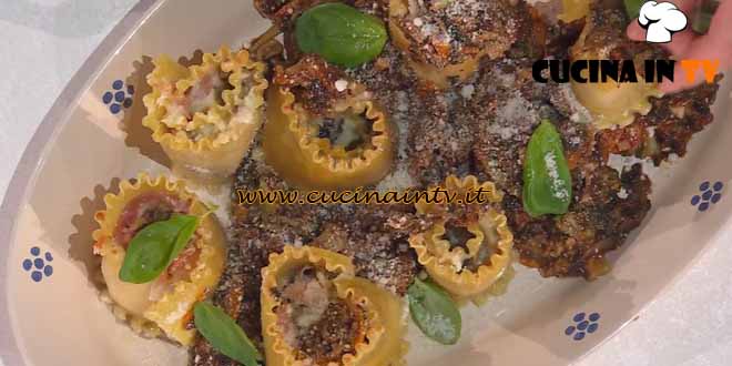 È sempre mezzogiorno | Girelle di pasta della nonna ricetta Mauro e Mattia Improta