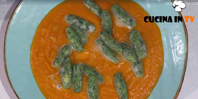 È sempre mezzogiorno | Gnocchetti di pane su crema di zucca ricetta Fabio Potenzano