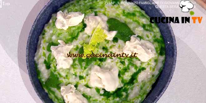 È sempre mezzogiorno | Risotto sedano gorgonzola e zenzero ricetta Sergio Barzetti