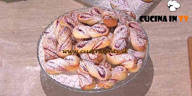 È sempre mezzogiorno | Treccine alla marmellata ricetta Fulvio Marino