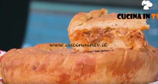 È sempre mezzogiorno | Focaccia del martedì grasso ricetta Fulvio Marino