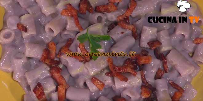 È sempre mezzogiorno | Mezzi rigatoni mantecati al Camembert ricetta Andrea Mainardi