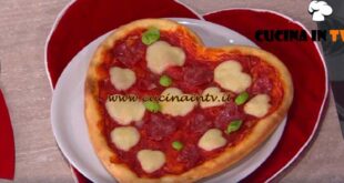 È sempre mezzogiorno | Pizza degli innamorati ricetta Fulvio Marino