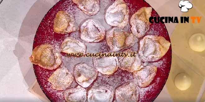 È sempre mezzogiorno | Tortelloni dolci di carnevale ricetta Alessandra Spisni