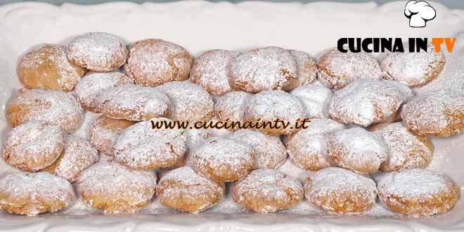 In cucina con Imma e Matteo | Amaretti all'arancia ricetta Imma e Matteo