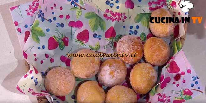 È sempre mezzogiorno | Berliner ai lamponi ricetta Barbara De Nigris