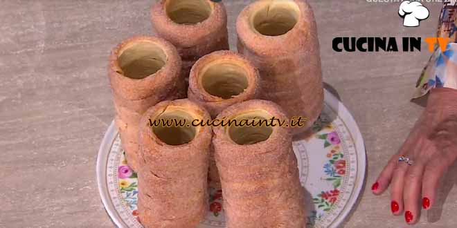 È sempre mezzogiorno | Brioche ungherese ricetta Fulvio Marino