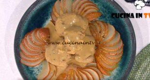 È sempre mezzogiorno | Medaglioni di maiale con pere e zenzero ricetta Daniele Persegani