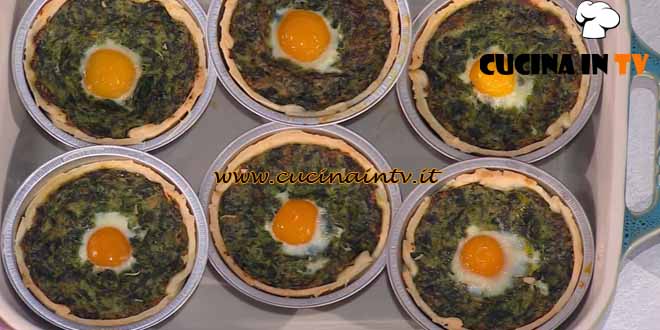 È sempre mezzogiorno | Mini pasqualine ricetta Barbara Agosti