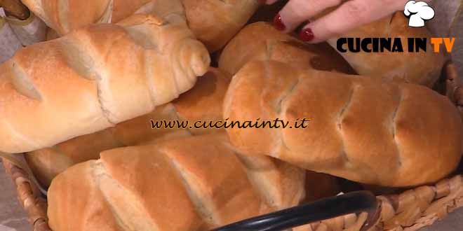 È sempre mezzogiorno | Pane scrocchio ricetta Fulvio Marino
