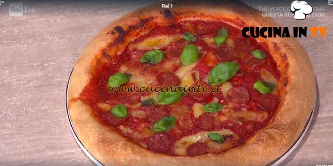 È sempre mezzogiorno | Pizza alla diavola ricetta Fulvio Marino