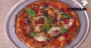È sempre mezzogiorno | Pizza vesuviana ricetta Vincenzo Capuano