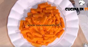 È sempre mezzogiorno | Maccheroni al pettine ricetta Elena Spisni