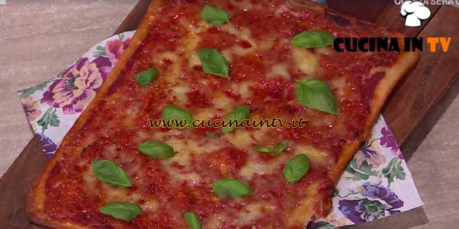 È sempre mezzogiorno | Pizza senza lievito ricetta Fulvio Marino