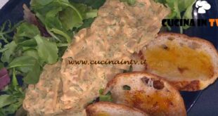 È sempre mezzogiorno | Pollo dell'incoronazione ricetta Daniele Persegani