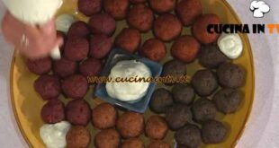 È sempre mezzogiorno | Polpette colorate ricetta Roberta Lamberti