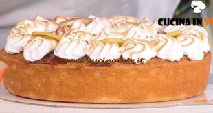 È sempre mezzogiorno | Torta di banane e nocciole ricetta Sal Re Riso