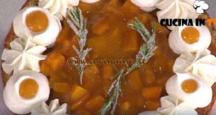 È sempre mezzogiorno | Crostata alle pesche ricetta Sal De Riso