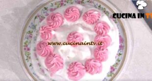 È sempre mezzogiorno | Dolce alla rosa ricetta Barbara De Nigris
