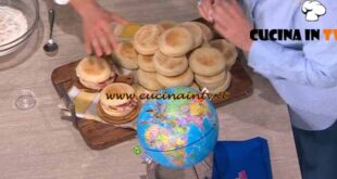 È sempre mezzogiorno | Pan a la chapa ricetta Fulvio Marino