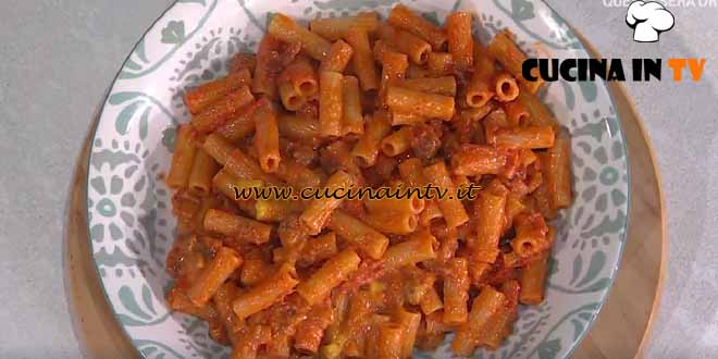 È sempre mezzogiorno | Pasta alla zozzona ricetta Andrea Mainardi